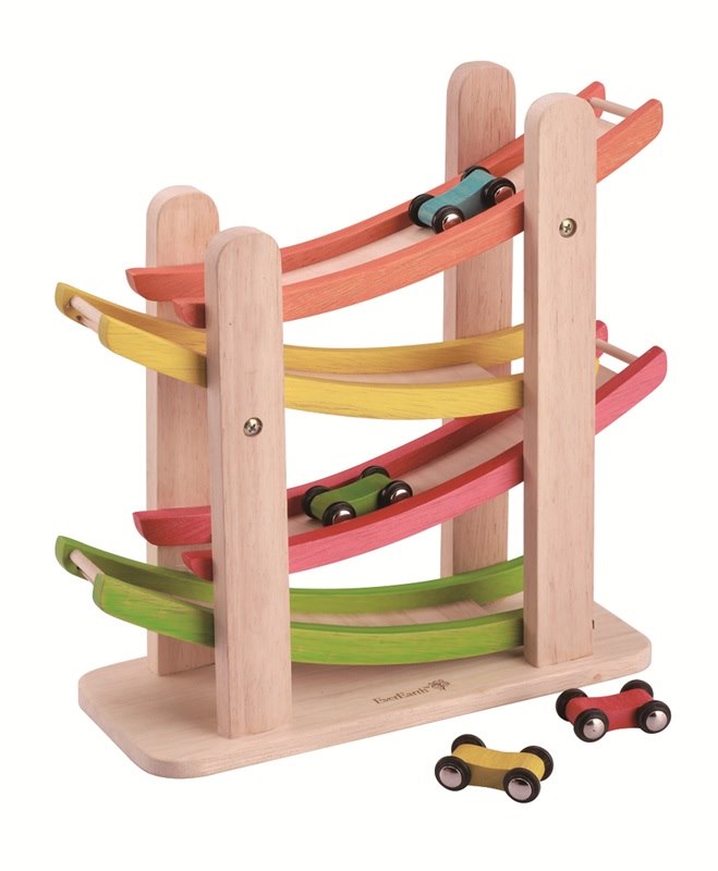 Drewniana rampa samochodowa od 18m-ca (28x10x28cm) fsc